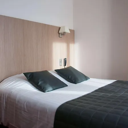 Carmin Hotel