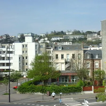 Carmin Hotel 3*