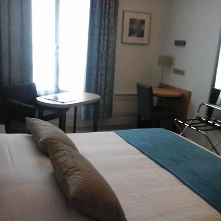 Carmin Hotel