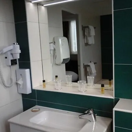 Otel Carmin Le Havre