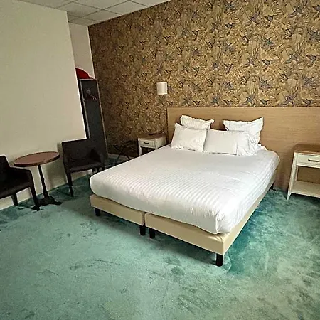 Carmin Hotel